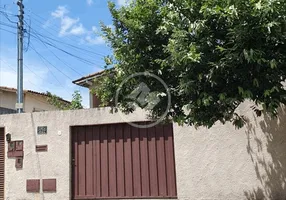 Foto 1 de Casa com 3 Quartos à venda, 498m² em Vila Oswaldo Rosa, Goiânia