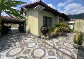 Foto 1 de Casa de Condomínio com 2 Quartos à venda, 74m² em Senador Camará, Rio de Janeiro