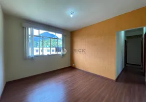 Foto 1 de Apartamento com 3 Quartos para venda ou aluguel, 56m² em Tijuca, Teresópolis