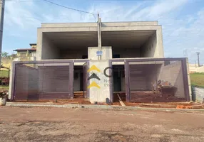 Foto 1 de Casa com 3 Quartos à venda, 156m² em Portal de Versalhes 1, Londrina