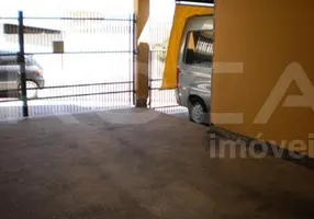 Foto 1 de Casa com 3 Quartos à venda, 228m² em Jardim Nova São Carlos, São Carlos