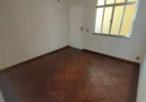 Foto 1 de Apartamento com 2 Quartos para alugar, 45m² em Itamarati, Petrópolis