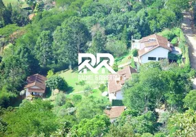 Foto 1 de Casa com 7 Quartos à venda, 1000m² em Golfe, Teresópolis