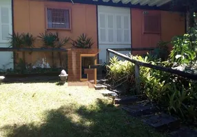 Foto 1 de Casa de Condomínio com 4 Quartos à venda, 185m² em Quitandinha, Petrópolis