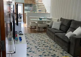 Foto 1 de Casa com 3 Quartos para alugar, 150m² em Jardim Primavera, São Paulo