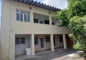 Foto 1 de Casa com 3 Quartos para alugar, 210m² em Bangu, Rio de Janeiro