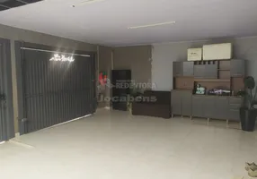 Foto 1 de Sobrado com 3 Quartos à venda, 203m² em , São José do Rio Preto