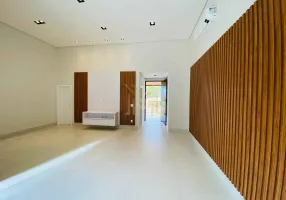 Foto 1 de Casa com 4 Quartos para venda ou aluguel, 450m² em Residencial Tivoli, Bauru