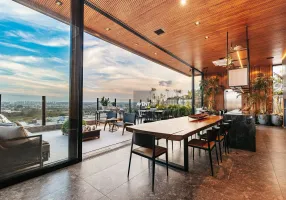 Foto 1 de Casa de Condomínio com 4 Quartos à venda, 600m² em Residencial Parque Mendanha, Goiânia