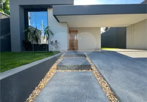 Foto 1 de Casa com 3 Quartos à venda, 121m² em Vila Antunes, Campo Grande