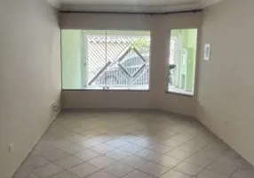 Foto 1 de Sobrado com 3 Quartos para alugar, 117m² em Vila Alpina, São Paulo