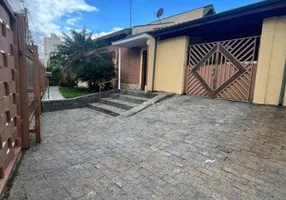 Foto 1 de Casa com 3 Quartos à venda, 300m² em Jardim Humaita, Taubaté