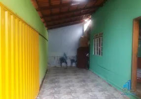 Foto 1 de Casa com 3 Quartos à venda, 120m² em Minascaixa, Belo Horizonte