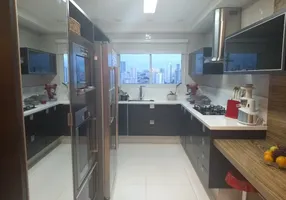 Foto 1 de Apartamento com 4 Quartos à venda, 217m² em Alto da Mooca, São Paulo