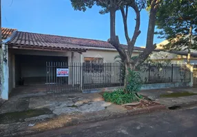 Foto 1 de Casa com 2 Quartos à venda, 106m² em Aeroporto, Maringá