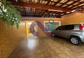 Foto 1 de Casa com 2 Quartos à venda, 201m² em Km 18, Osasco