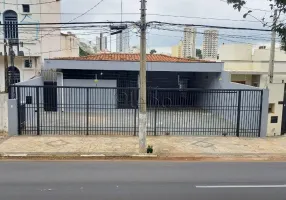 Foto 1 de Sobrado com 4 Quartos à venda, 234m² em Jardim Chapadão, Campinas