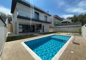 Foto 1 de Casa com 3 Quartos à venda, 106m² em Meia Praia, Navegantes