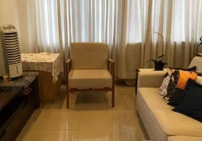 Foto 1 de Sobrado com 3 Quartos para alugar, 150m² em Ipiranga, São Paulo