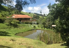 Foto 1 de Fazenda/Sítio à venda, 280m² em , Munhoz