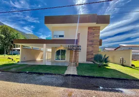 Foto 1 de Casa de Condomínio com 4 Quartos à venda, 280m² em Lagoinha, Ubatuba