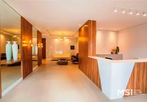 Foto 1 de Apartamento com 3 Quartos à venda, 151m² em Centro, Curitiba