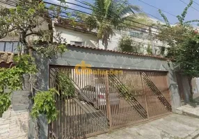 Foto 1 de Casa de Condomínio com 3 Quartos à venda, 180m² em Vila Prado, São Paulo