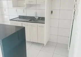 Foto 1 de Apartamento com 2 Quartos para alugar, 70m² em Ponta Negra, Manaus