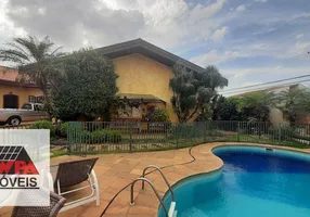 Foto 1 de Casa com 3 Quartos à venda, 307m² em Jardim Ipiranga, Americana