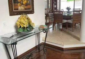 Foto 1 de Casa de Condomínio com 4 Quartos à venda, 395m² em Alphaville, Santana de Parnaíba