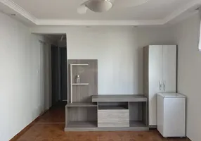 Foto 1 de Apartamento com 3 Quartos para alugar, 53m² em Vila Bosque, Maringá