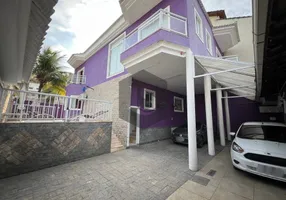 Foto 1 de Casa de Condomínio com 4 Quartos à venda, 290m² em Jacarepaguá, Rio de Janeiro