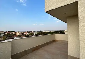Foto 1 de Cobertura com 3 Quartos à venda, 110m² em Ouro Preto, Belo Horizonte
