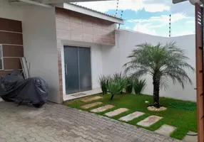 Foto 1 de Casa com 3 Quartos à venda, 90m² em Itapuã, Salvador