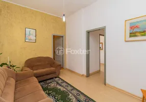 Foto 1 de Apartamento com 3 Quartos à venda, 65m² em Centro Histórico, Porto Alegre