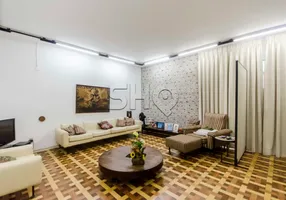 Foto 1 de Casa com 8 Quartos à venda, 448m² em Vila Madalena, São Paulo