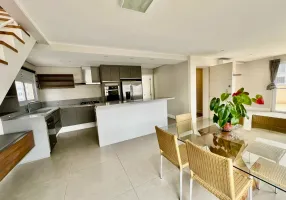 Foto 1 de Cobertura com 3 Quartos para venda ou aluguel, 200m² em Vila Olímpia, São Paulo