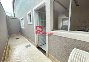 Foto 1 de Casa de Condomínio com 2 Quartos à venda, 45m² em Vila Caicara, Praia Grande