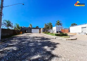 Foto 1 de Lote/Terreno à venda, 851m² em , São Sebastião do Oeste