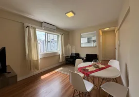 Foto 1 de Apartamento com 1 Quarto à venda, 45m² em Centro, Balneário Camboriú