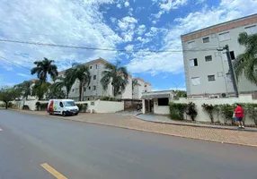 Foto 1 de Apartamento com 2 Quartos para alugar, 49m² em Jardim Residencial Lupo II, Araraquara