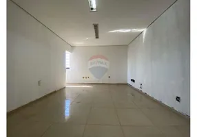 Foto 1 de Sala Comercial para alugar, 30m² em Centro, Botucatu