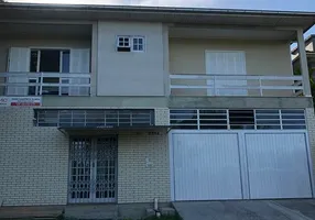 Foto 1 de Casa com 3 Quartos à venda, 180m² em São Luiz, Criciúma