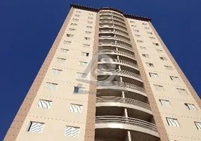 Foto 1 de Apartamento com 3 Quartos para venda ou aluguel, 230m² em Taquaral, Campinas