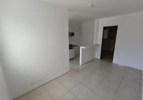 Foto 1 de Apartamento com 1 Quarto para alugar, 32m² em Itaberaba, São Paulo