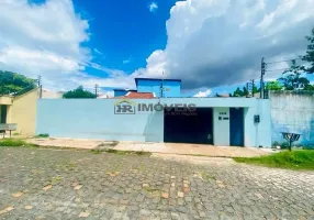 Foto 1 de Casa com 6 Quartos para alugar, 300m² em Santa Isabel, Teresina