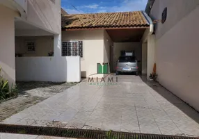 Foto 1 de Casa com 3 Quartos à venda, 89m² em Uberaba, Curitiba