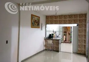 Foto 1 de Casa com 3 Quartos à venda, 320m² em Piratininga Venda Nova, Belo Horizonte