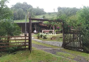 Foto 1 de Fazenda/Sítio com 2 Quartos à venda, 80m² em , Portão