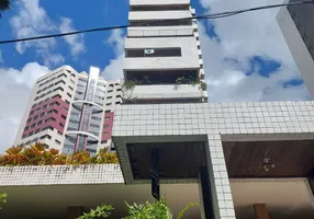 Foto 1 de Apartamento com 4 Quartos à venda, 200m² em Jaqueira, Recife